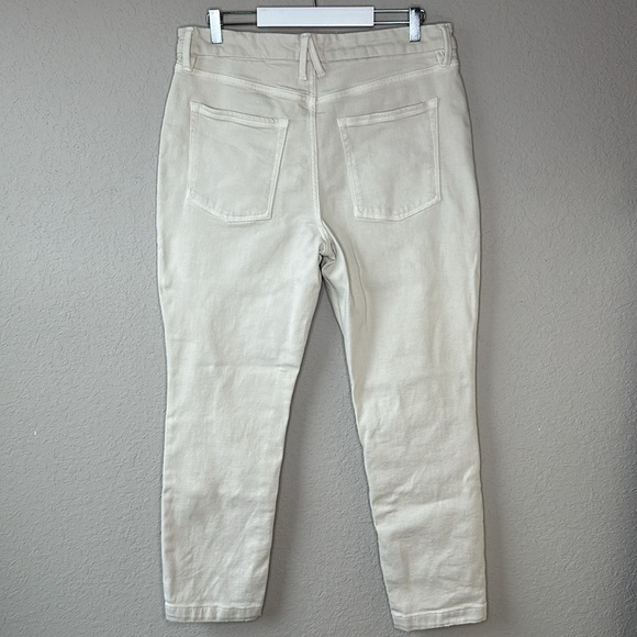 GOOD AMERICAN Good Classic High Rise Slim Straight in Bone001 Size 31 - Picture 7 of 13
